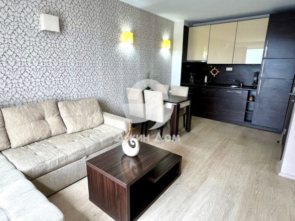 Двустаен апартамент в к.к. Слънчев бряг - 62 кв.м за 1420 €/кв.м - Снимка #1