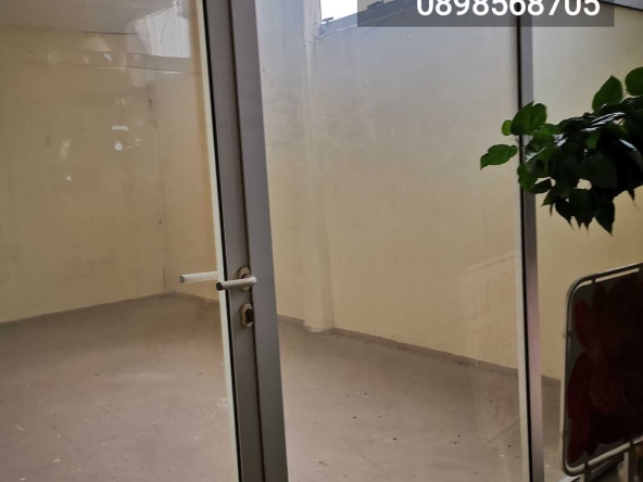 Офис в Пловдив, Тракия - 22 кв.м за 591 €/кв.м - Снимка #1