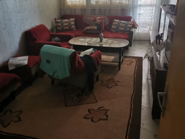 Четиристаен апартамент в Хасково, Куба - 110 кв.м за 644 €/кв.м - Снимка #1