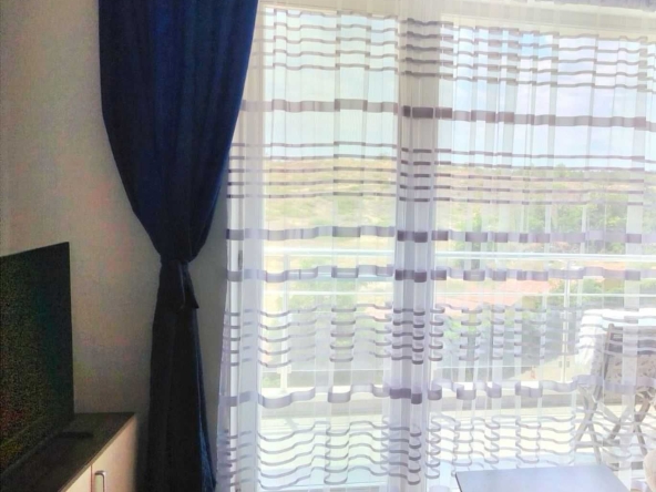 Дава се под наем Двустаен апартамент в Несебър - 71 кв.м за 307 € - Снимка #1