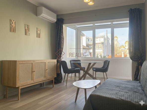 Дава се под наем Двустаен апартамент в Варна, Операта - 70 кв.м за 548.25 € - Снимка #1