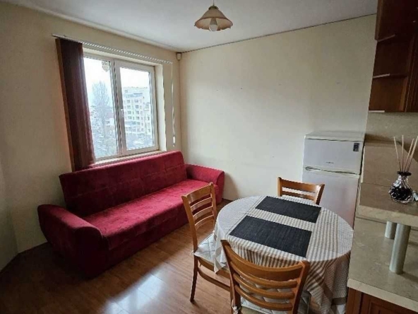 Дава се под наем Двустаен апартамент в София, Люлин 7 - 65 кв.м за 586.5 € - Снимка #1