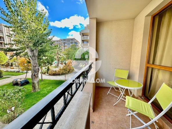 Двустаен апартамент в к.к. Слънчев бряг - 54 кв.м за 1723 €/кв.м - Снимка #1