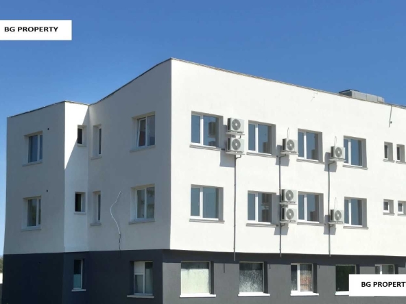 Дава се под наем Хотел в София, Обеля - 900 кв.м за 4590 € - Снимка #1