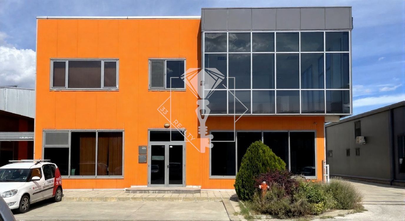 Дава се под наем Промишлена сграда в Пловдив, Индустриална зона - Север - 600 кв.м за 2593.35 € - Снимка #1