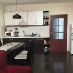 Тристаен апартамент в Плевен, Идеален център - 95 кв.м за 913 €/кв.м - Снимка #1