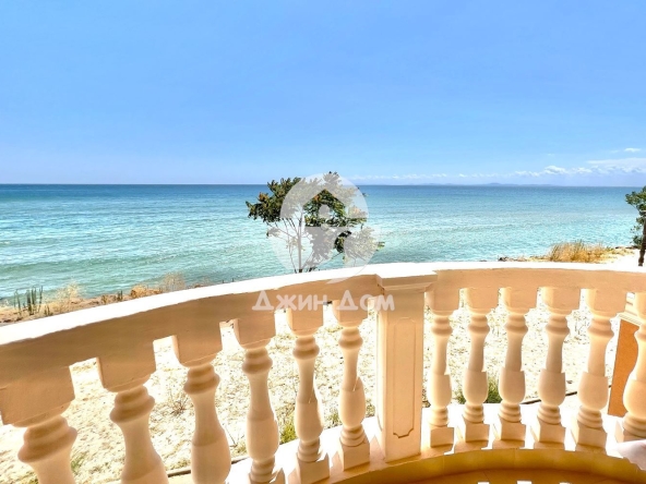 Тристаен апартамент в к.к. Елените - 110 кв.м за 1500 €/кв.м - Снимка #1