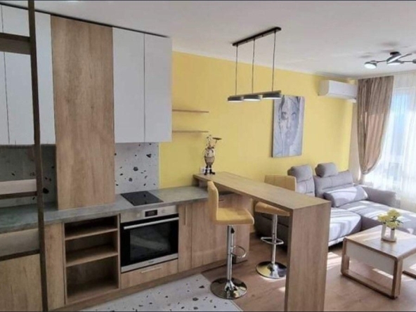 Дава се под наем Двустаен апартамент в София, Младост 4 - 52 кв.м за 764.49 € - Снимка #1