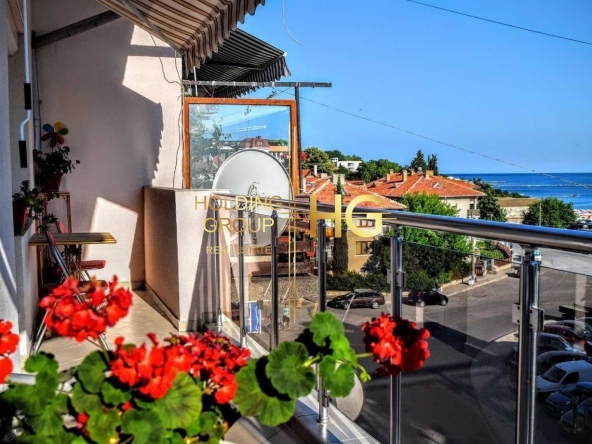 Тристаен апартамент в Балчик - 99 кв.м за 1657 €/кв.м - Снимка #1