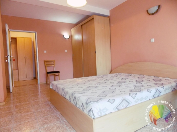 Дава се под наем Двустаен апартамент в Бургас, Център - 50 кв.м за 331.5 € - Снимка #1