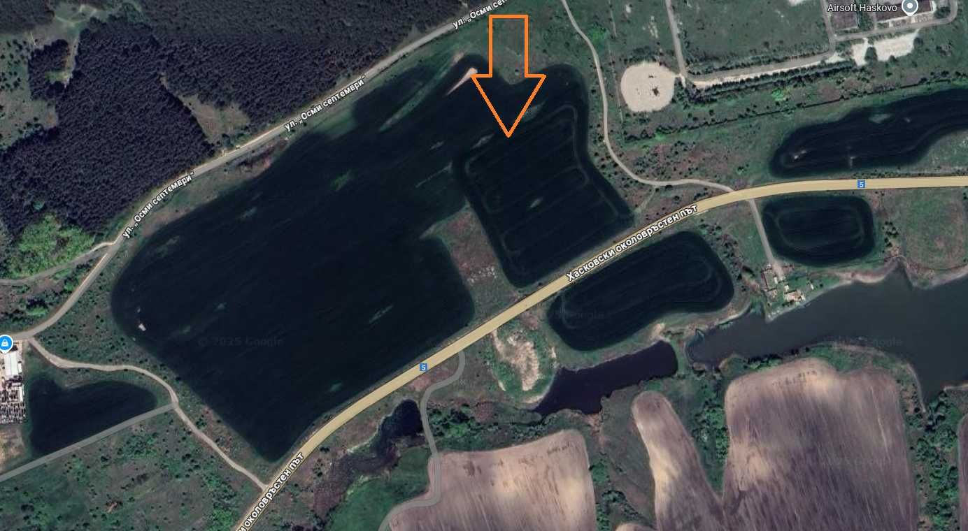 Парцел в Хасково, Младежки хълм - 10000 кв.м за 8 €/кв.м - Снимка #1