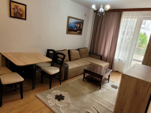 Дава се под наем Тристаен апартамент в София, Център - 86 кв.м за 770 € - Снимка #1