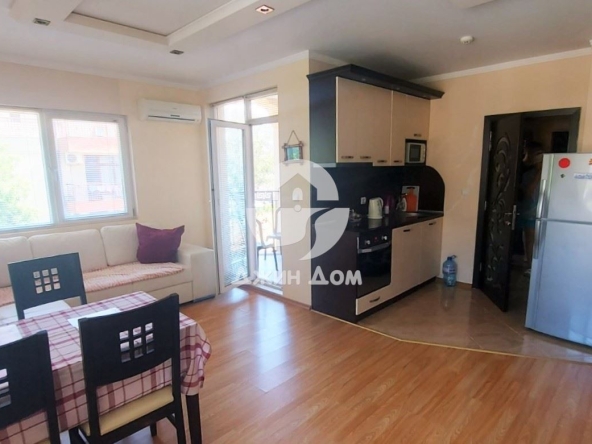 Двустаен апартамент в к.к. Слънчев бряг - 59 кв.м за 1221 €/кв.м - Снимка #1