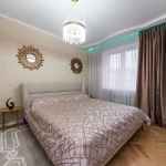 Дава се под наем Тристаен апартамент в София, Красно село - 99 кв.м за 714 € - Снимка #1