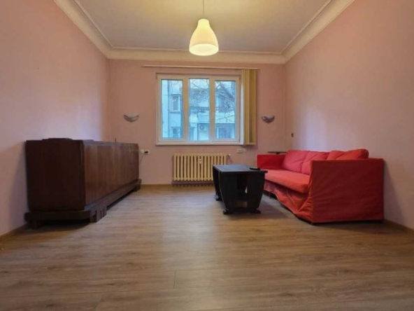 Дава се под наем Двустаен апартамент в София, Център - 56 кв.м за 652.29 € - Снимка #1