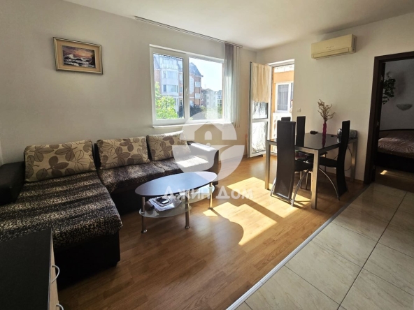 Двустаен апартамент в к.к. Слънчев бряг - 56 кв.м за 1250 €/кв.м - Снимка #1