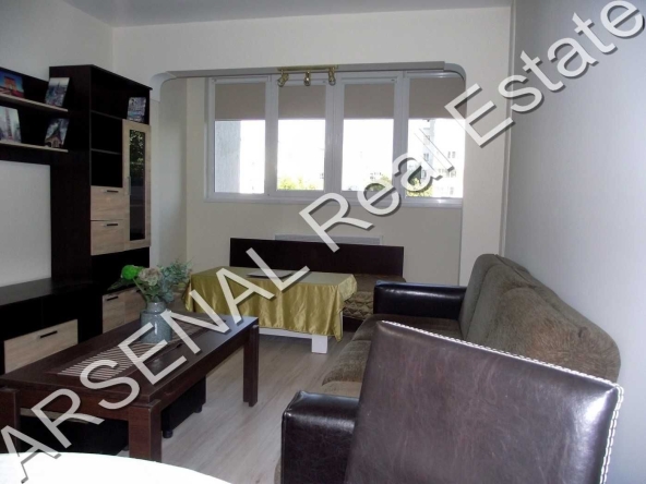 Дава се под наем Тристаен апартамент в София, Люлин 8 - 80 кв.м за 450 € - Снимка #1