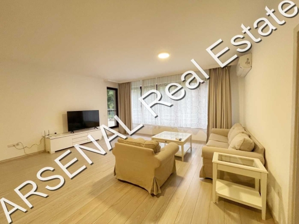 Дава се под наем Тристаен апартамент в София, Бояна - 168 кв.м за 1050 € - Снимка #1