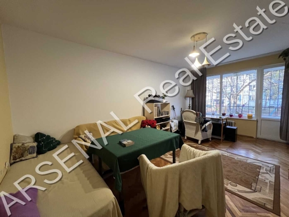 Тристаен апартамент в София, Изток - 100 кв.м за 2575 €/кв.м - Снимка #1