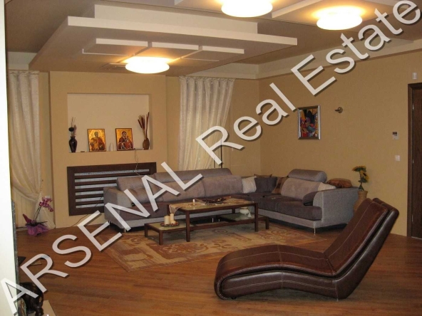 Дава се под наем Къща в София, Бояна - 750 кв.м за 6500 € - Снимка #1