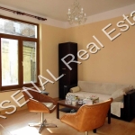 Дава се под наем Тристаен апартамент в София, Център - 112 кв.м за 600 € - Снимка #1