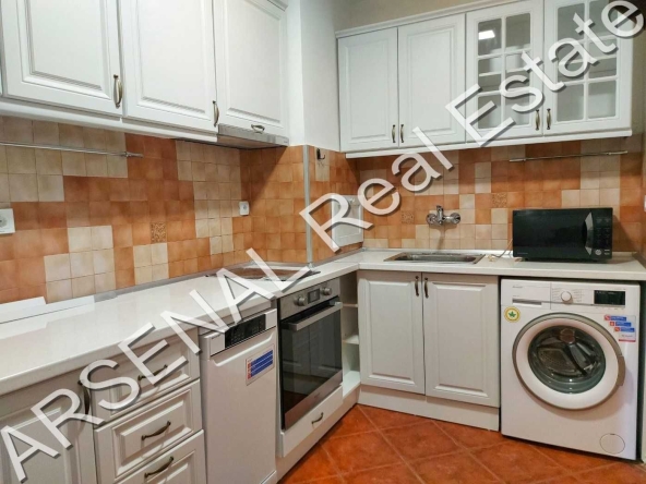 Дава се под наем Четиристаен апартамент в София, Редута - 190 кв.м за 800 € - Снимка #1