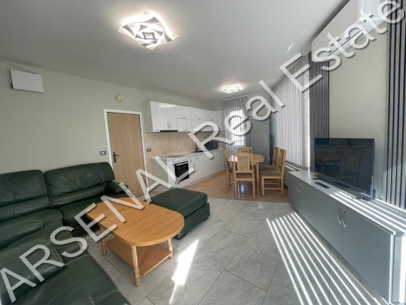 Дава се под наем Тристаен апартамент в София, Младост 1 - 140 кв.м за 750 € - Снимка #1