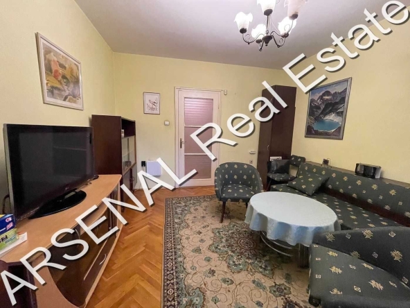 Дава се под наем Двустаен апартамент в София, Лозенец - 72 кв.м за 440 € - Снимка #1