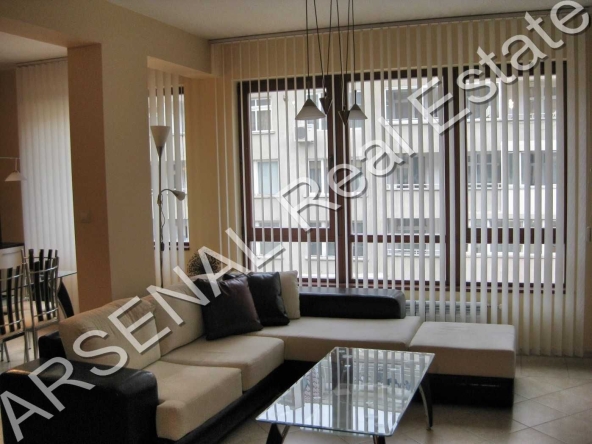 Дава се под наем Тристаен апартамент в София, Стрелбище - 115 кв.м за 850 € - Снимка #1