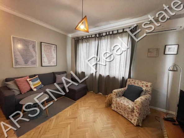 Дава се под наем Тристаен апартамент в София, Център - 100 кв.м за 790 € - Снимка #1