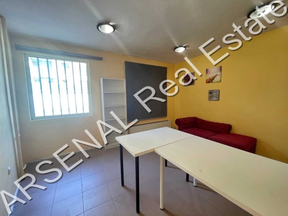 Дава се под наем Офис в София, Център - 80 кв.м за 400 € - Снимка #1