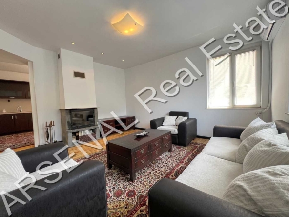 Дава се под наем Етаж от къща в София, Център - 120 кв.м за 1050 € - Снимка #1