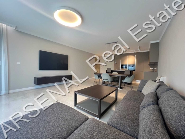 Дава се под наем Двустаен апартамент в София, Студентски град - 92 кв.м за 900 € - Снимка #1