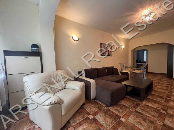 Дава се под наем Двустаен апартамент в София, Лозенец - 83 кв.м за 480 € - Снимка #1