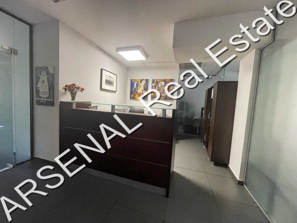 Дава се под наем Офис в София, Лозенец - 300 кв.м за 2000 € - Снимка #1