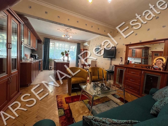 Дава се под наем Двустаен апартамент в София, Хиподрума - 63 кв.м за 550 € - Снимка #1