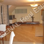 Дава се под наем Тристаен апартамент в София, Лозенец - 186 кв.м за 900 € - Снимка #1