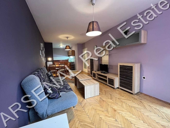 Дава се под наем Двустаен апартамент в София, Център - 70 кв.м за 480 € - Снимка #1