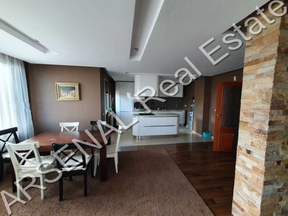 Дава се под наем Многостаен апартамент в София, Овча купел - 210 кв.м за 1100 € - Снимка #1