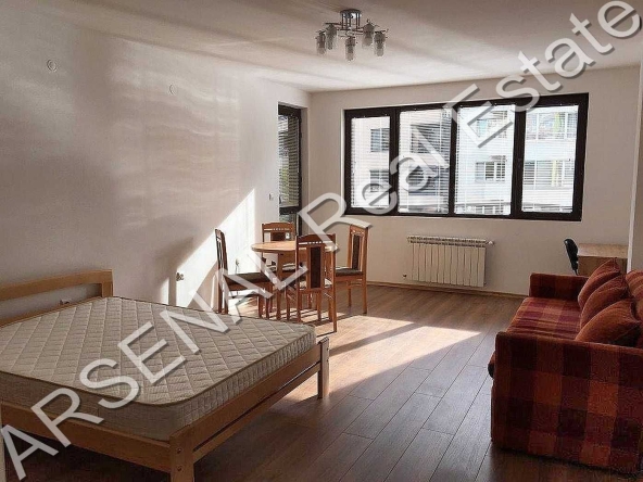 Дава се под наем Многостаен апартамент в София, Стрелбище - 145 кв.м за 1000 € - Снимка #1