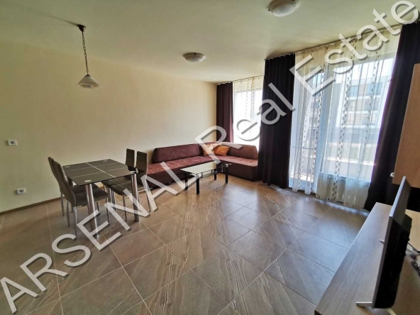 Дава се под наем Тристаен апартамент в София, Витоша - 98 кв.м за 900 € - Снимка #1