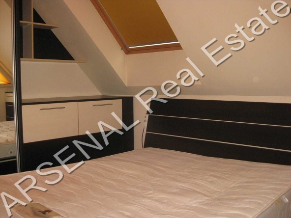 Дава се под наем Тристаен апартамент в София, Младост 1 - 95 кв.м за 698.19 € - Снимка #1
