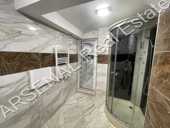 Дава се под наем Двустаен апартамент в София, Център - 55 кв.м за 398.82 € - Снимка #1