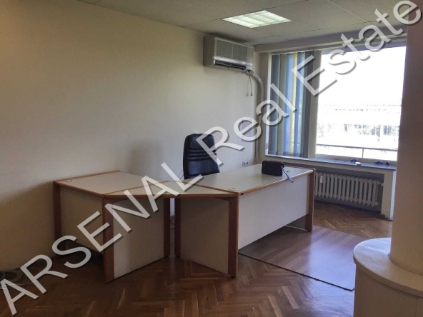 Дава се под наем Офис в София, Център - 145 кв.м за 1196.97 € - Снимка #1