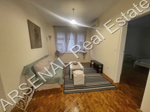 Дава се под наем Двустаен апартамент в София, Лозенец - 75 кв.м за 698.19 € - Снимка #1