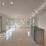 Дава се под наем Четиристаен апартамент в София, Малинова долина - 180 кв.м за 997.05 € - Снимка #1