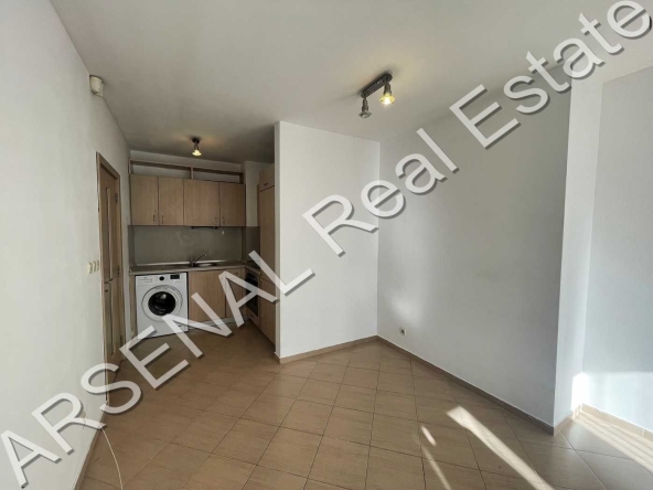 Дава се под наем Двустаен апартамент в София, Младост 3 - 63 кв.м за 448.8 € - Снимка #1