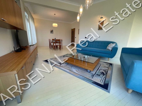 Дава се под наем Тристаен апартамент в София, Център - 125 кв.м за 997.05 € - Снимка #1