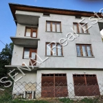 Къща в с. Михалково, Област Смолян - 300 кв.м за 340 €/кв.м - Снимка #1