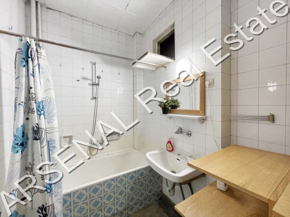 Дава се под наем Двустаен апартамент в София, Център - 82 кв.м за 500 € - Снимка #1